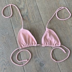 Pink triangle top